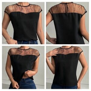 ❣️Brand New❣️- Mesh Contrast V- Neck Top